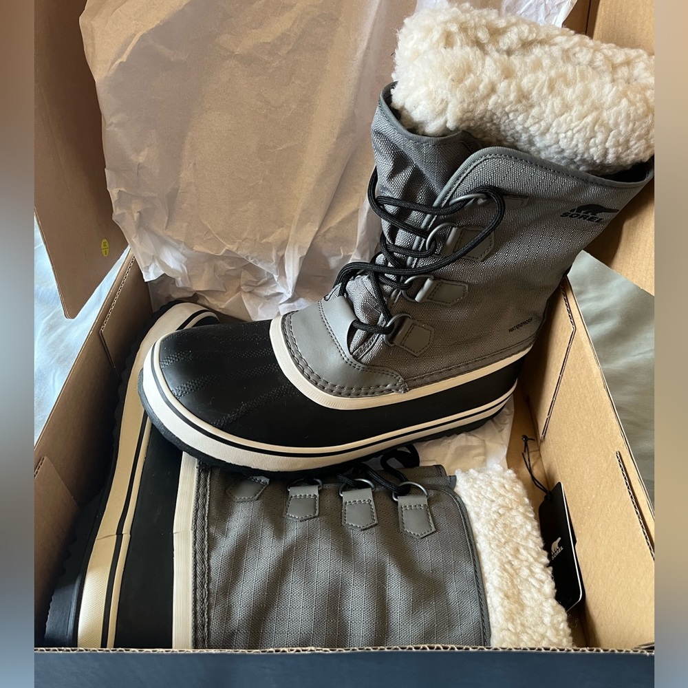 Woman’s Sorel winter boots